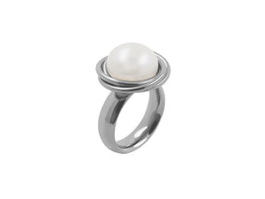 Titanic ring with freshwater pearl white button 12.5-13mm